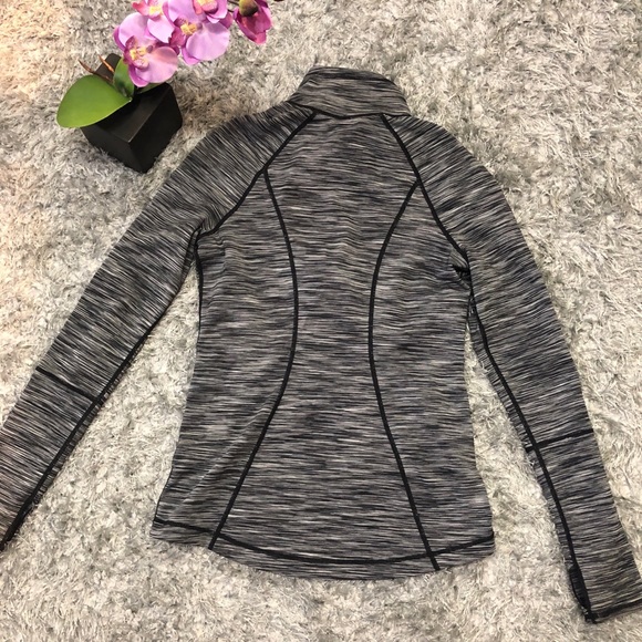 Zella heather gray zip up, size small - Picture 3 of 5